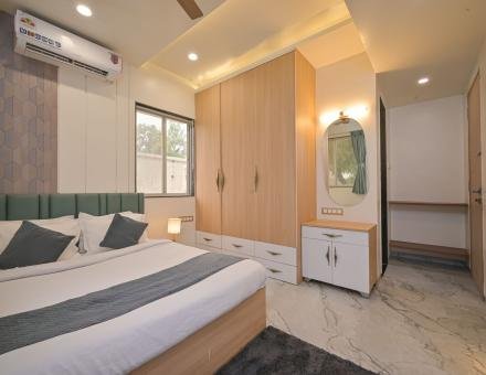 Saanjh Villa 6BHK